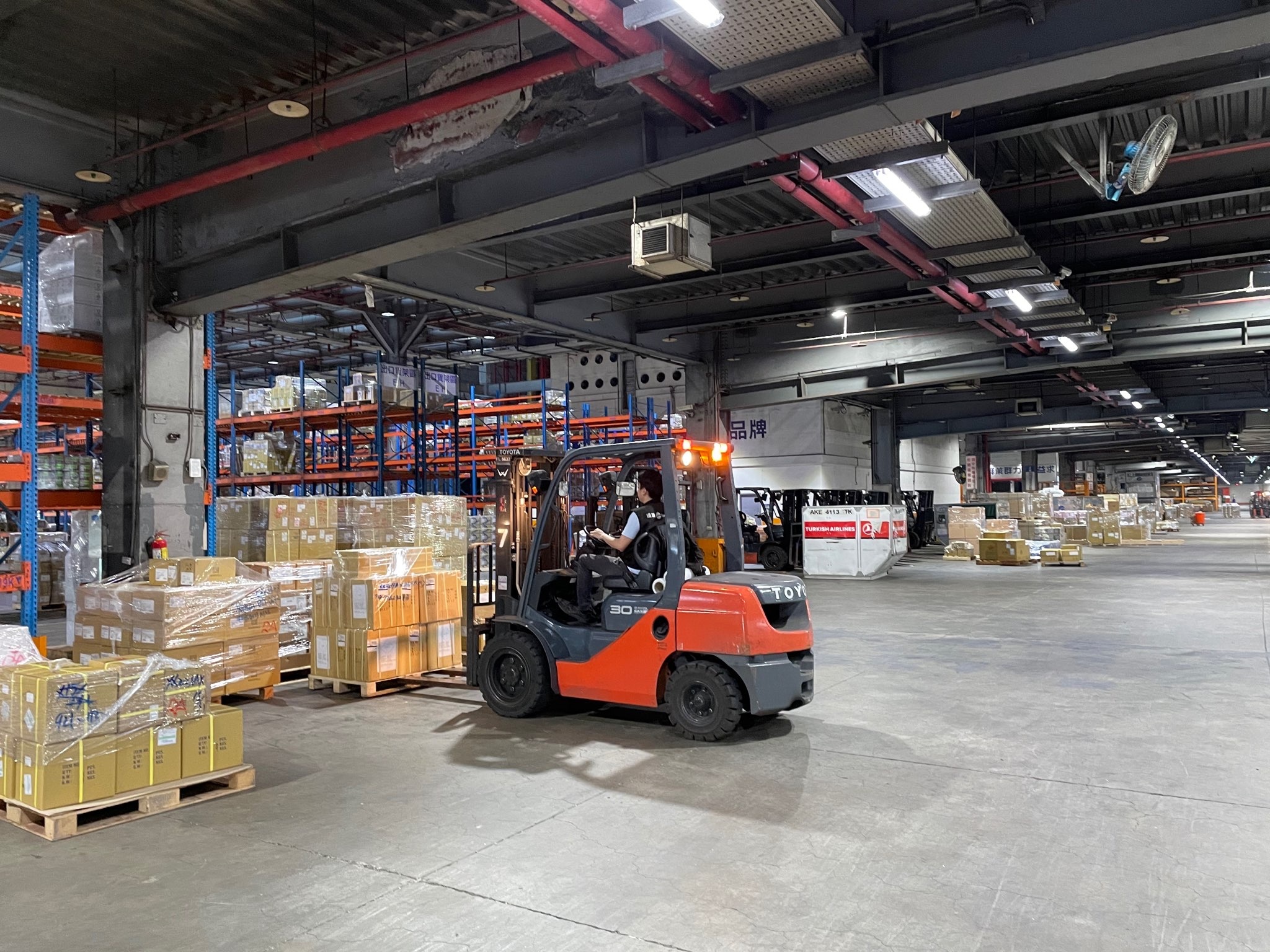 Dimerco Services_Contract Logistics_Bonded Warehousing-3 千亿国际官方网站图片